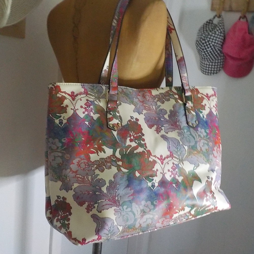 NWOT Tote Bag/ Wallet - Picture 3 of 13